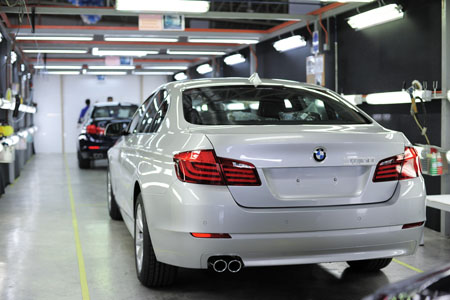 Bmw 523i F10. With this CKD 523i, the price